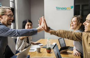 adult-cheerful-collaboration-colleague Tinovado